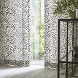 frumafar. (フラマファー) デザイン Sumi Splash カーテン モノトーン