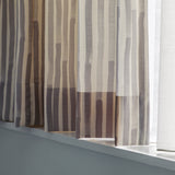 Masayoshi Oya (マサヨシ オオヤ)デザイン Folkdrakter カーテン グレー