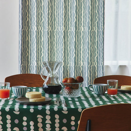 Light dots  テーブルクロス  グリーン