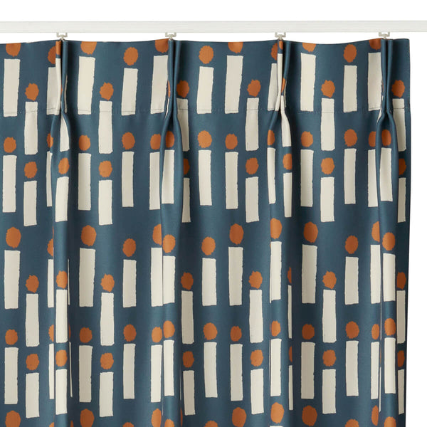 Tomoko Murata（ムラタトモコ）の Sun light   カーテン   ネイビー