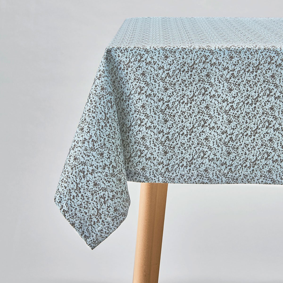 Masayoshi Oyaデザイン Landskap テーブルクロス ピンク – トレファ