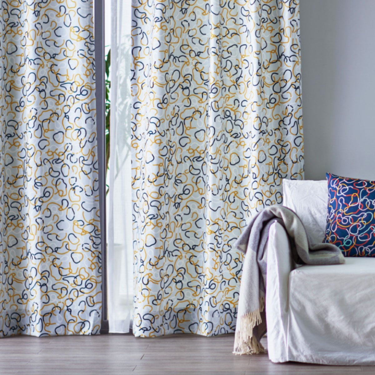 カーテン・オーダーカーテン通販・国産遮光1級裏地 ｜トレファトレファ